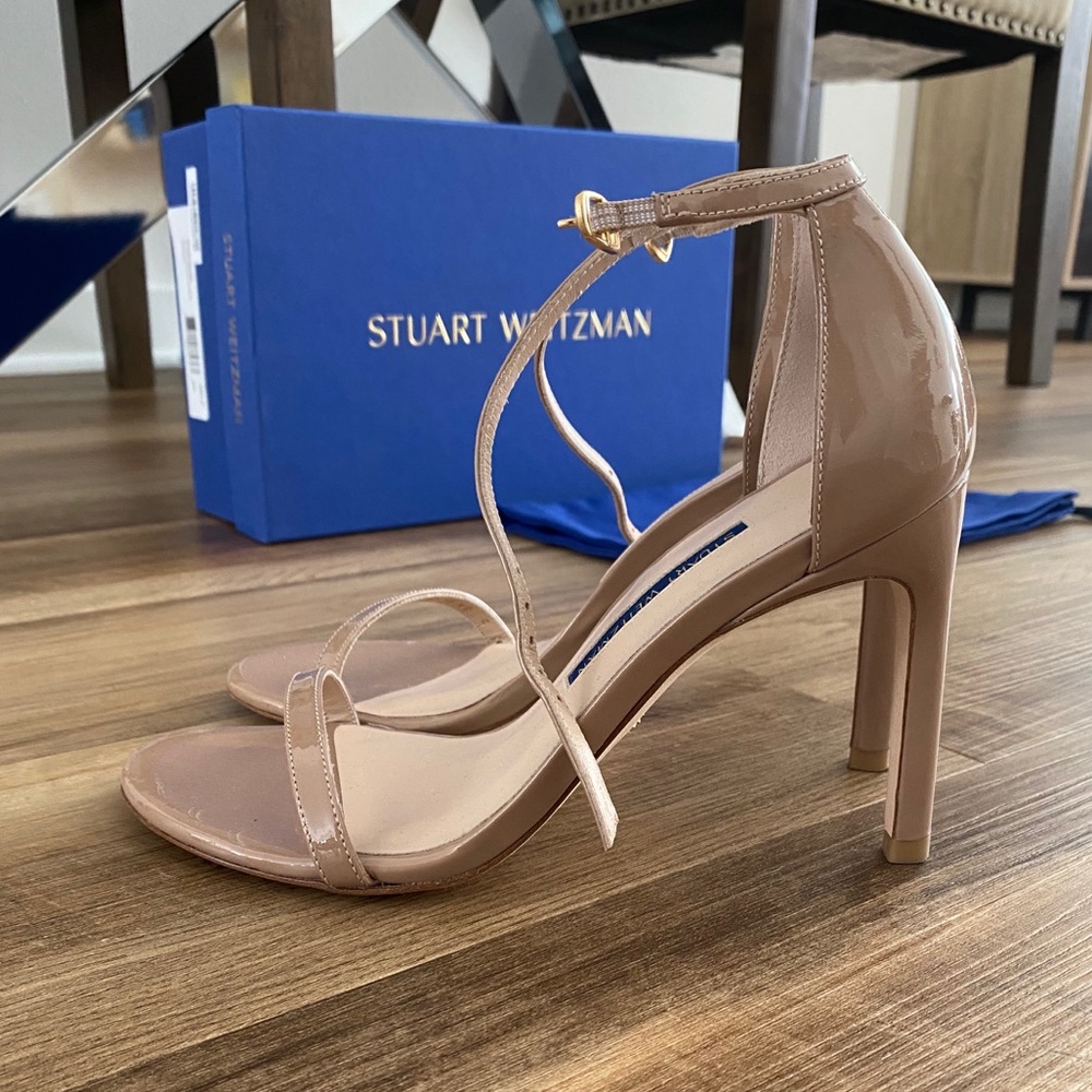 Stuart Weitzman Nudistsong